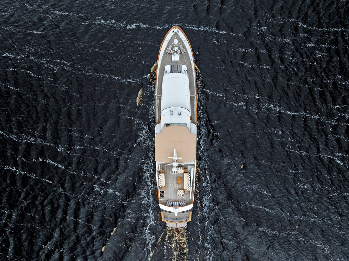 https://arconyachts.ams3.digitaloceanspaces.com/69733/conversions/large_4613958-optimize.jpg