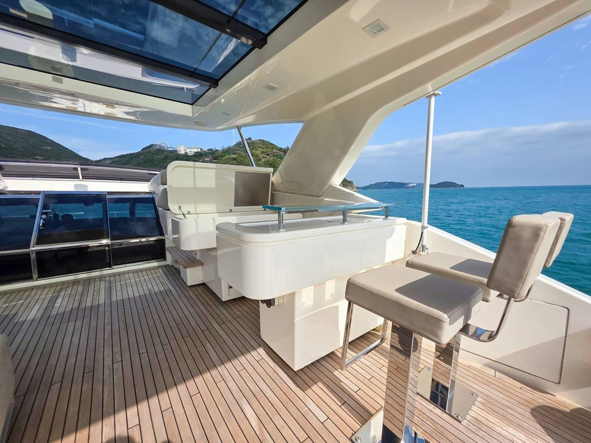 https://arconyachts.ams3.digitaloceanspaces.com/69807/conversions/large_4699544-optimize.jpg