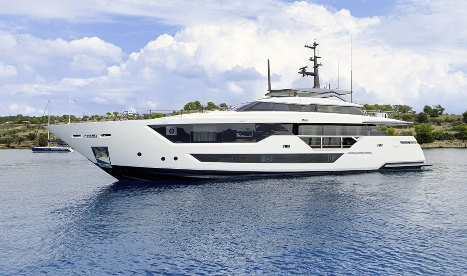 https://arconyachts.ams3.digitaloceanspaces.com/69832/conversions/large_4557128-optimize.jpg