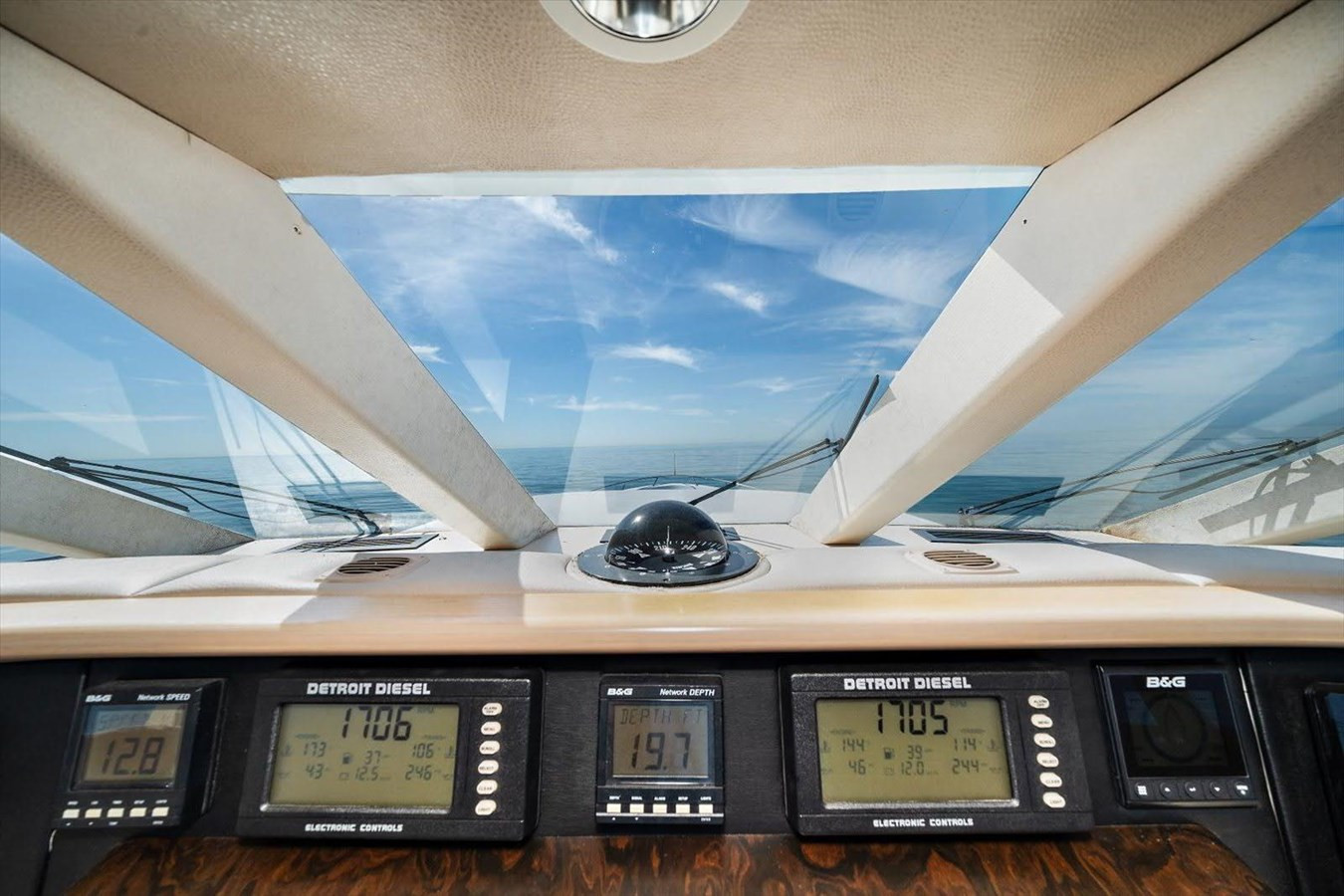 https://arconyachts.ams3.digitaloceanspaces.com/70253/conversions/large_4574505-optimize.jpg