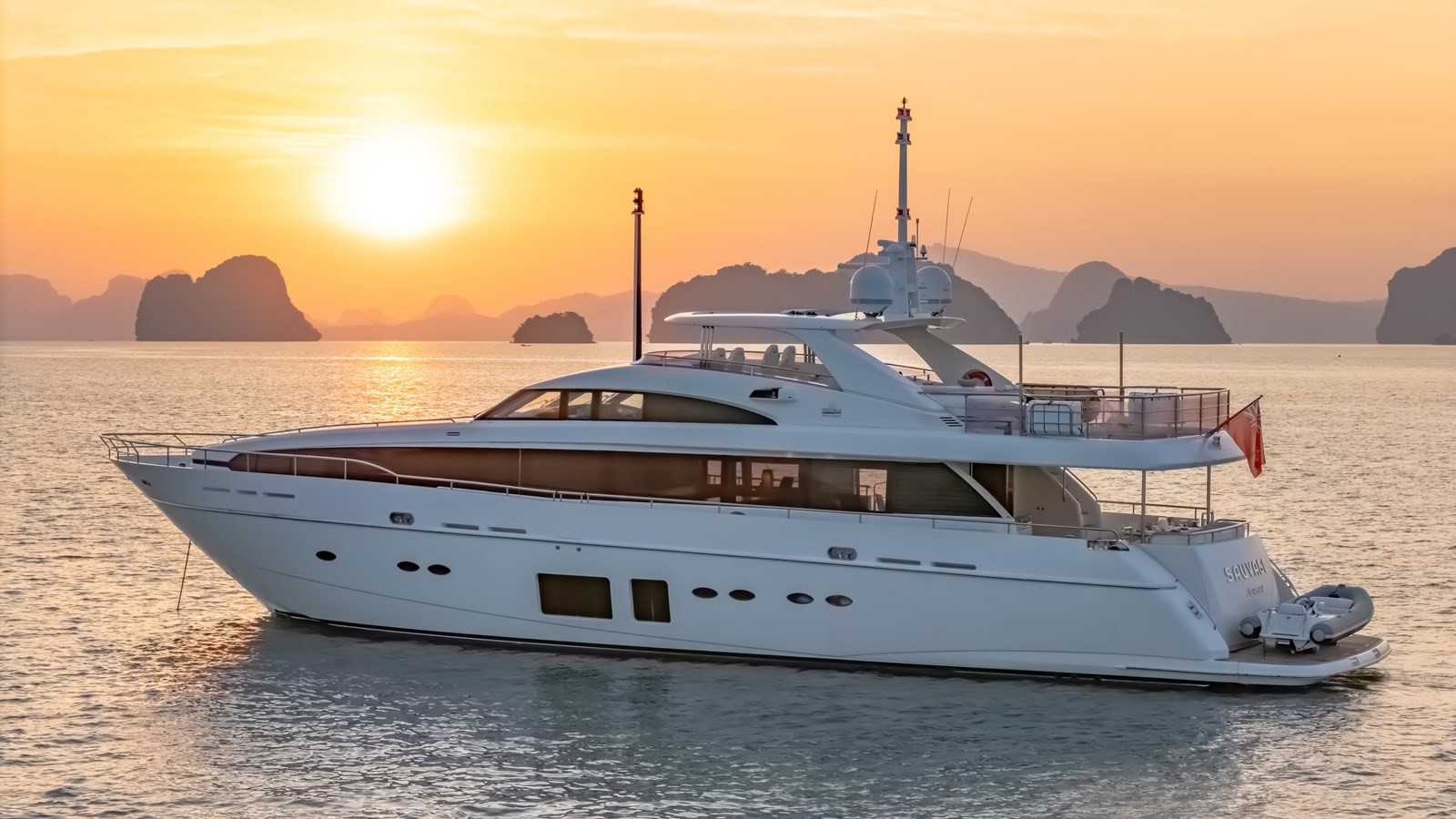 https://arconyachts.ams3.digitaloceanspaces.com/70485/conversions/large_4671520-optimize.jpg