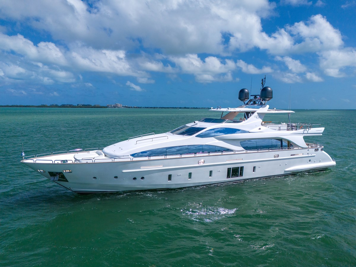 https://arconyachts.ams3.digitaloceanspaces.com/70563/conversions/large_4655782-optimize.jpg