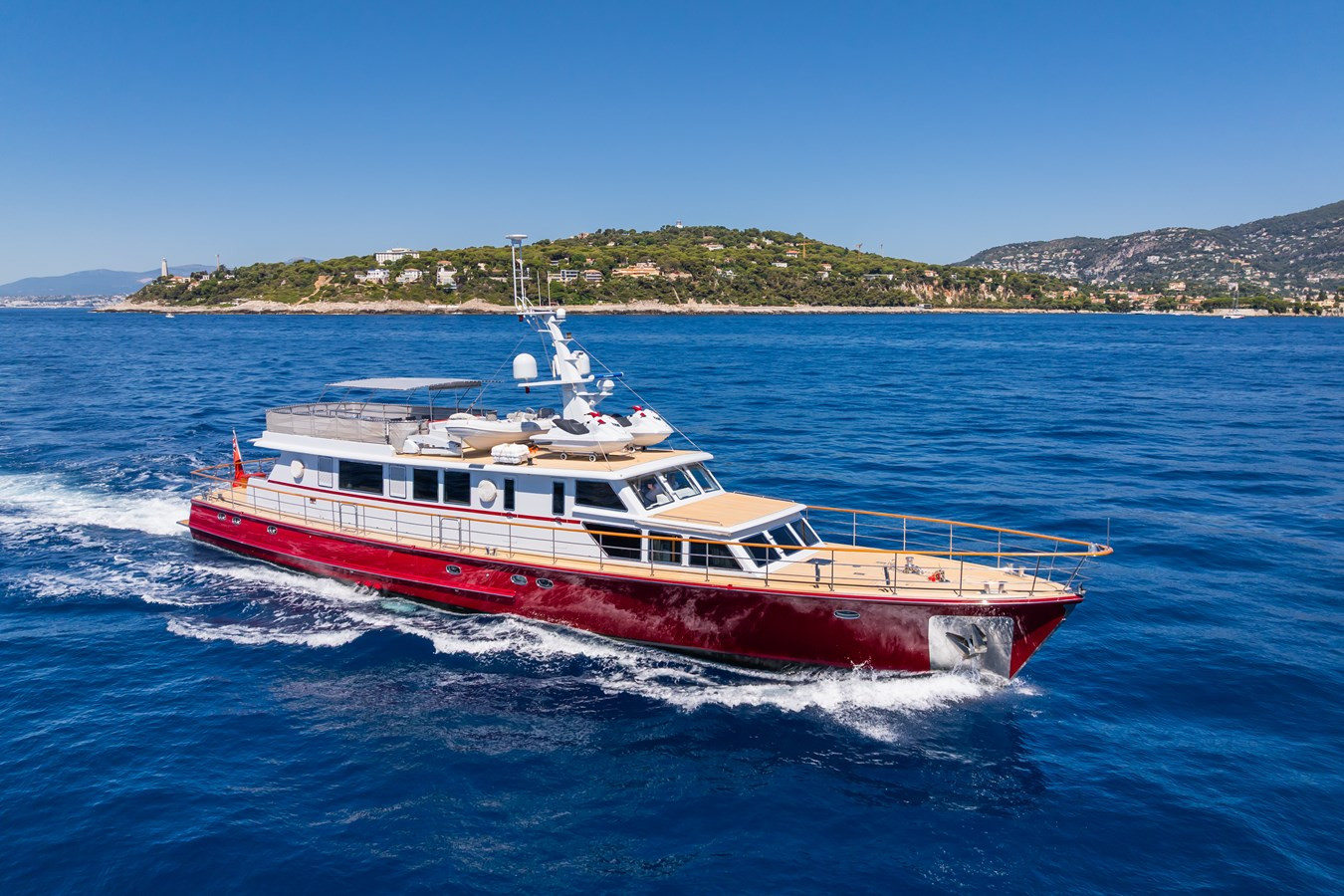 https://arconyachts.ams3.digitaloceanspaces.com/70620/conversions/large_4720717-optimize.jpg