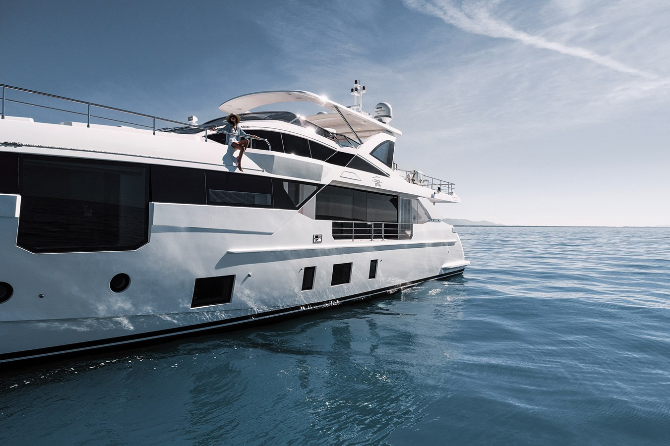 https://arconyachts.ams3.digitaloceanspaces.com/70725/conversions/large_4249552-optimize.jpg