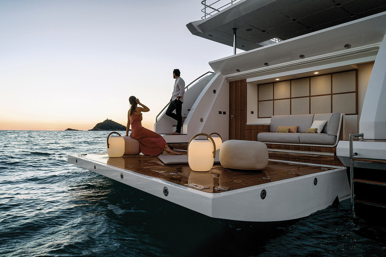 https://arconyachts.ams3.digitaloceanspaces.com/70749/conversions/large_4249548-optimize.jpg