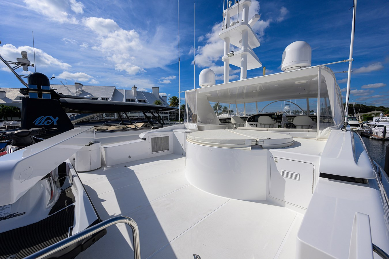 https://arconyachts.ams3.digitaloceanspaces.com/71269/conversions/large_4581989-optimize.jpg