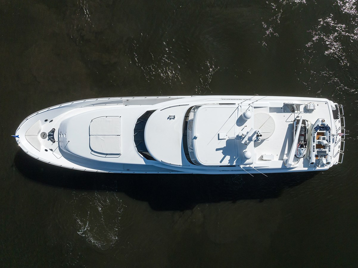 https://arconyachts.ams3.digitaloceanspaces.com/71300/conversions/large_4582062-optimize.jpg