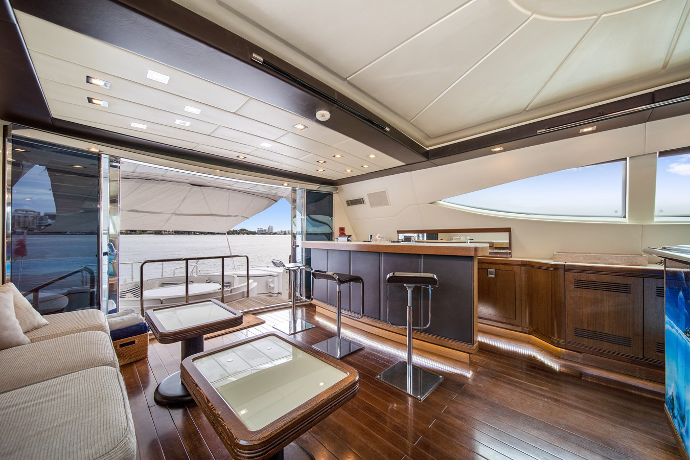 https://arconyachts.ams3.digitaloceanspaces.com/71332/conversions/large_4751024-optimize.jpg