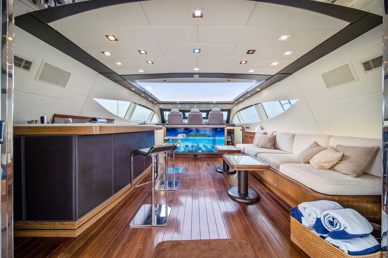 https://arconyachts.ams3.digitaloceanspaces.com/71350/conversions/large_4751031-optimize.jpg