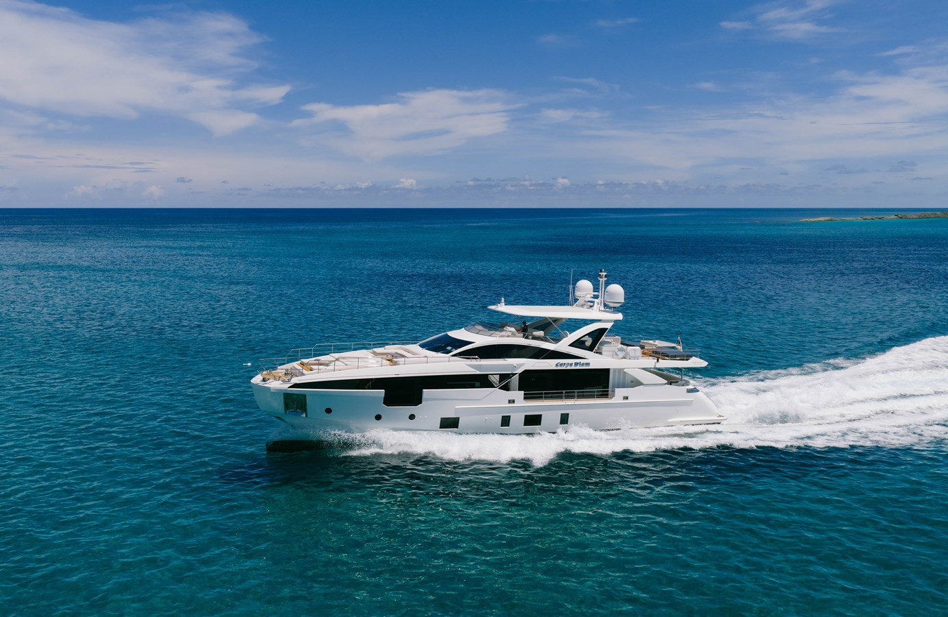 https://arconyachts.ams3.digitaloceanspaces.com/71358/conversions/large_4814311-optimize.jpg