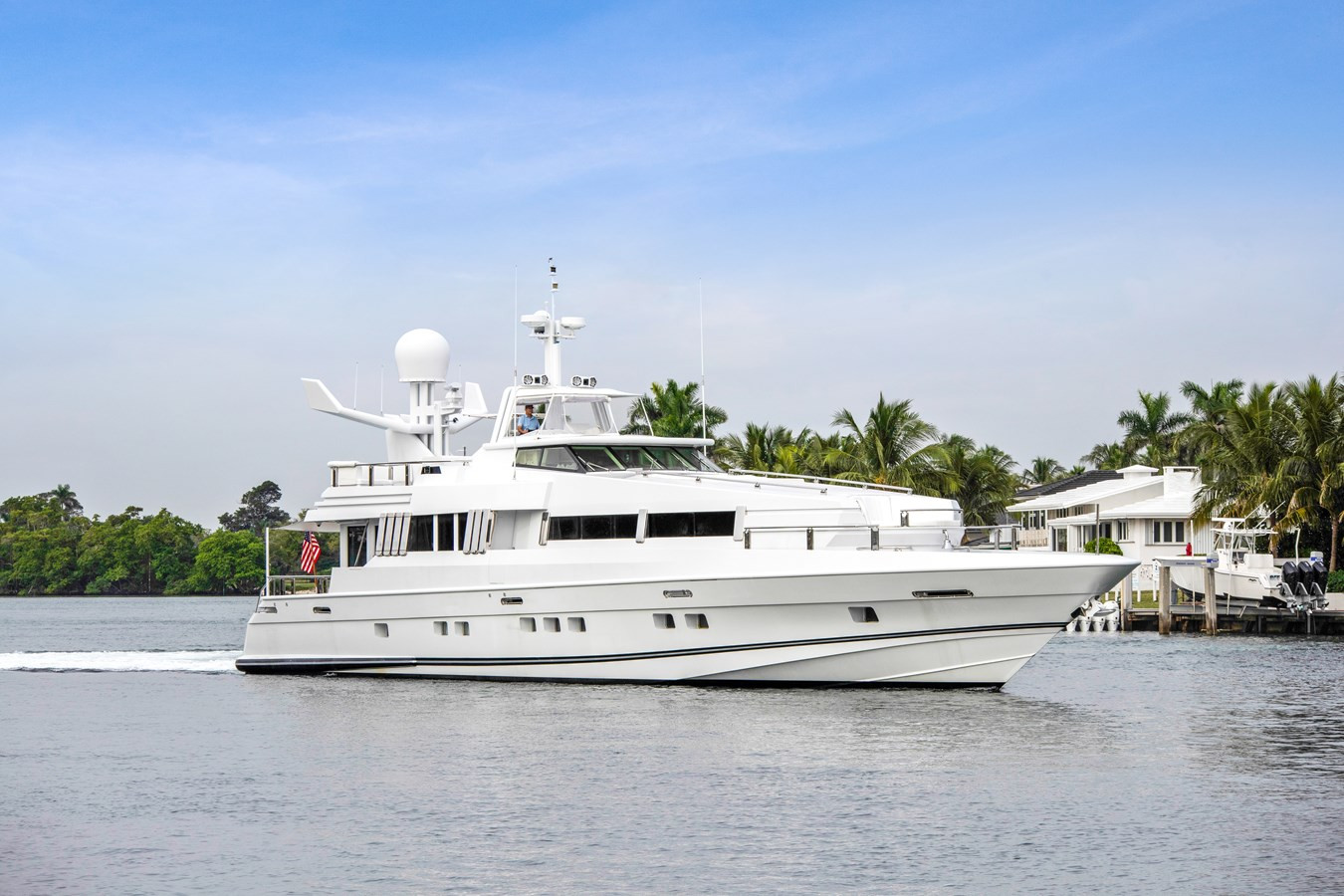 https://arconyachts.ams3.digitaloceanspaces.com/71569/conversions/large_3366733-optimize.jpg