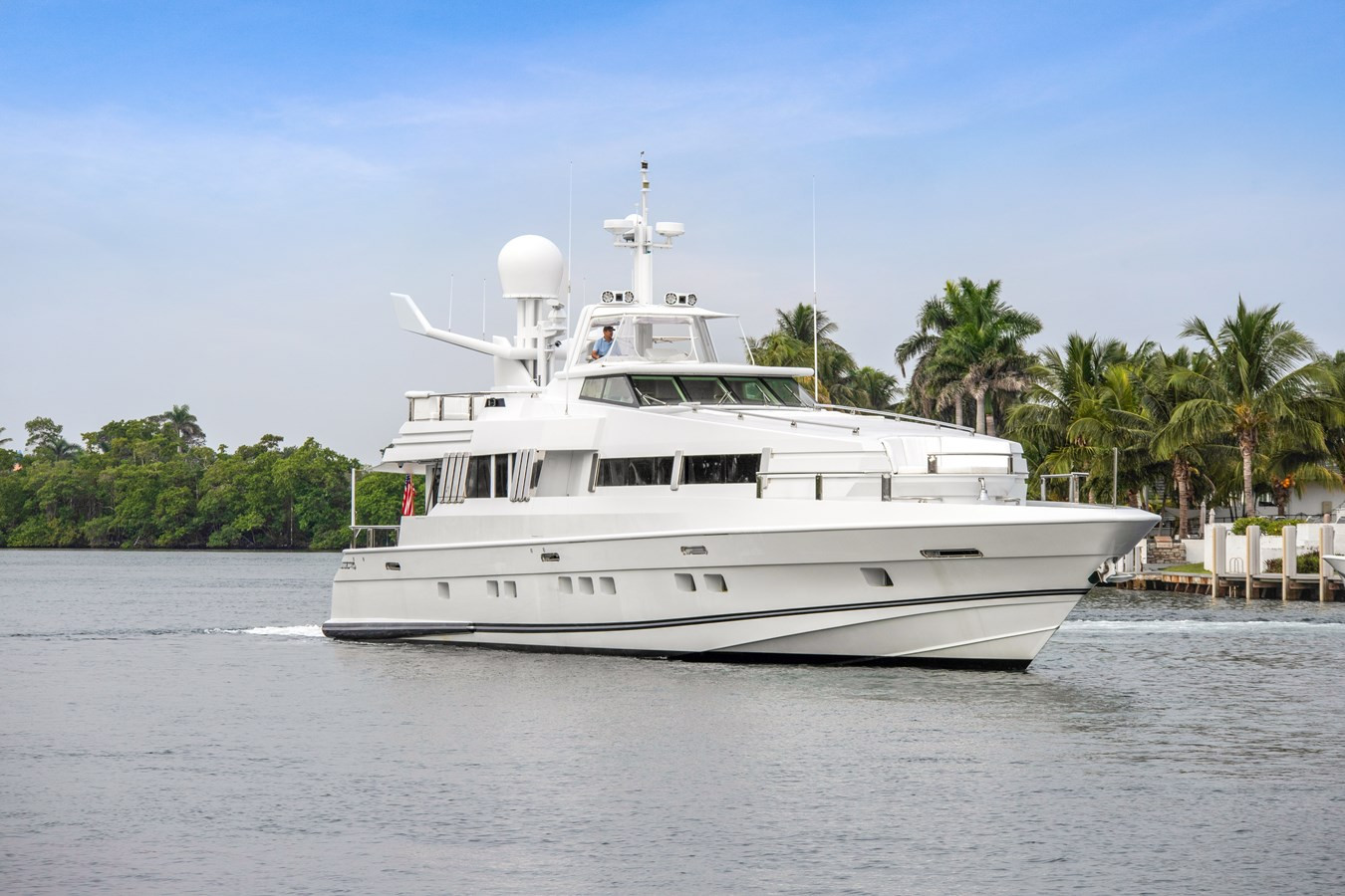 https://arconyachts.ams3.digitaloceanspaces.com/71572/conversions/large_3366734-optimize.jpg