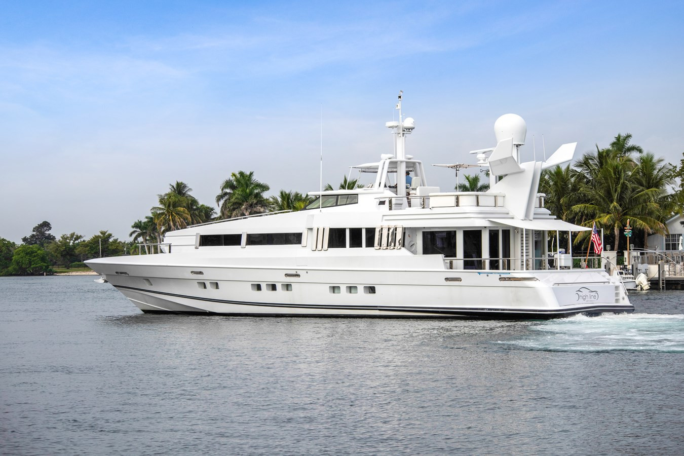 https://arconyachts.ams3.digitaloceanspaces.com/71578/conversions/large_3366736-optimize.jpg