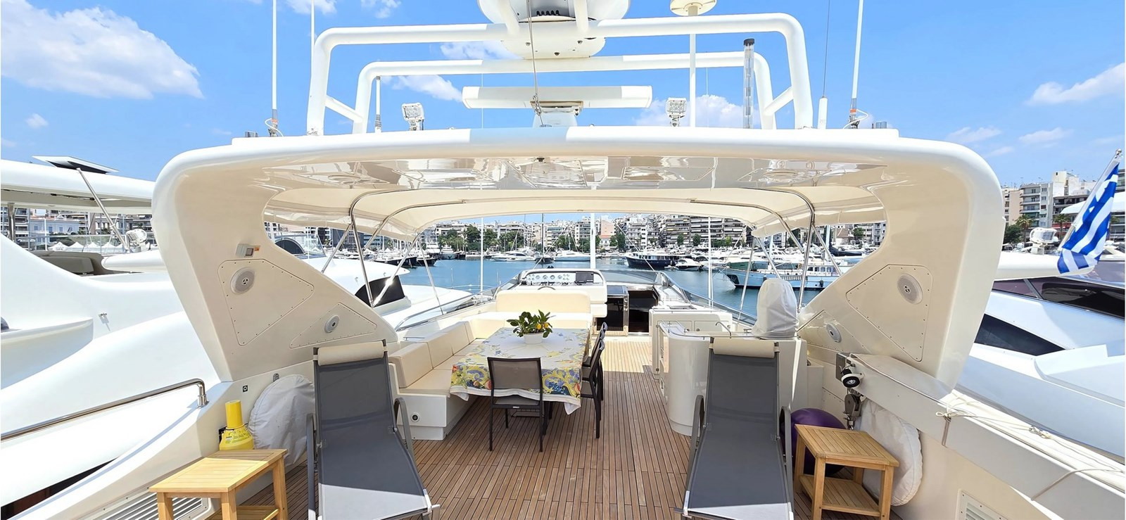 https://arconyachts.ams3.digitaloceanspaces.com/71793/conversions/large_4742510-optimize.jpg