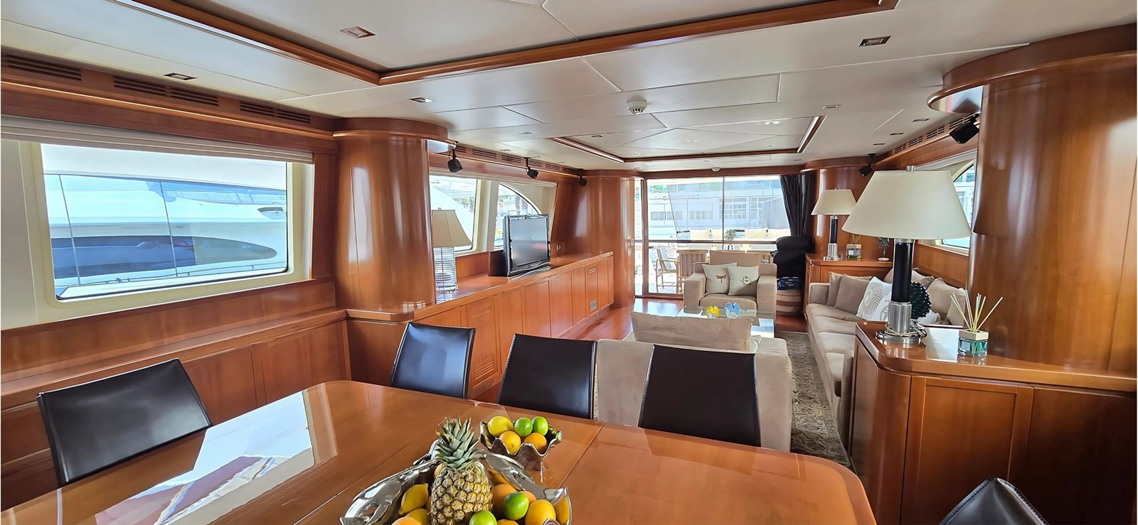 https://arconyachts.ams3.digitaloceanspaces.com/71809/conversions/large_4742515-optimize.jpg