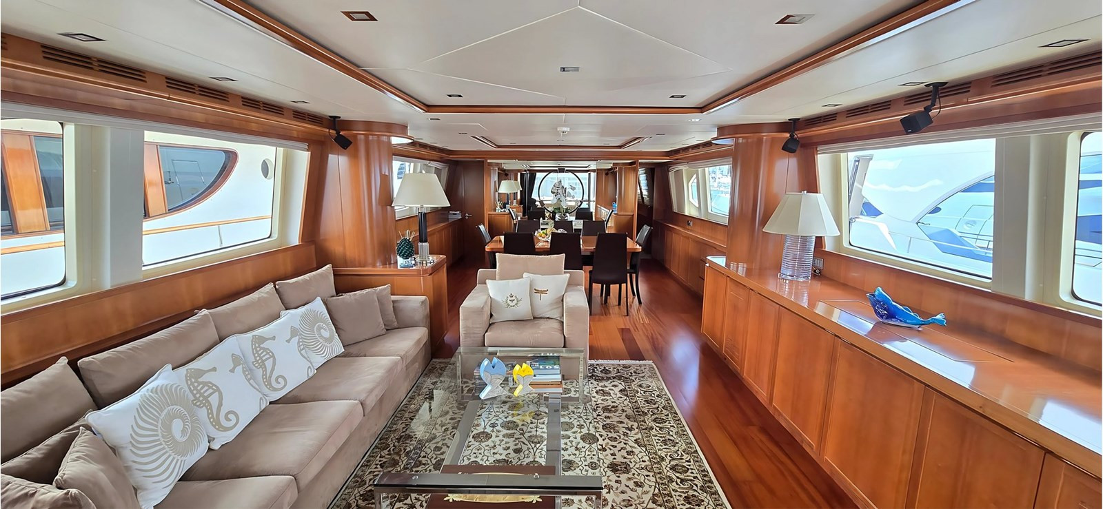 https://arconyachts.ams3.digitaloceanspaces.com/71818/conversions/large_4742512-optimize.jpg
