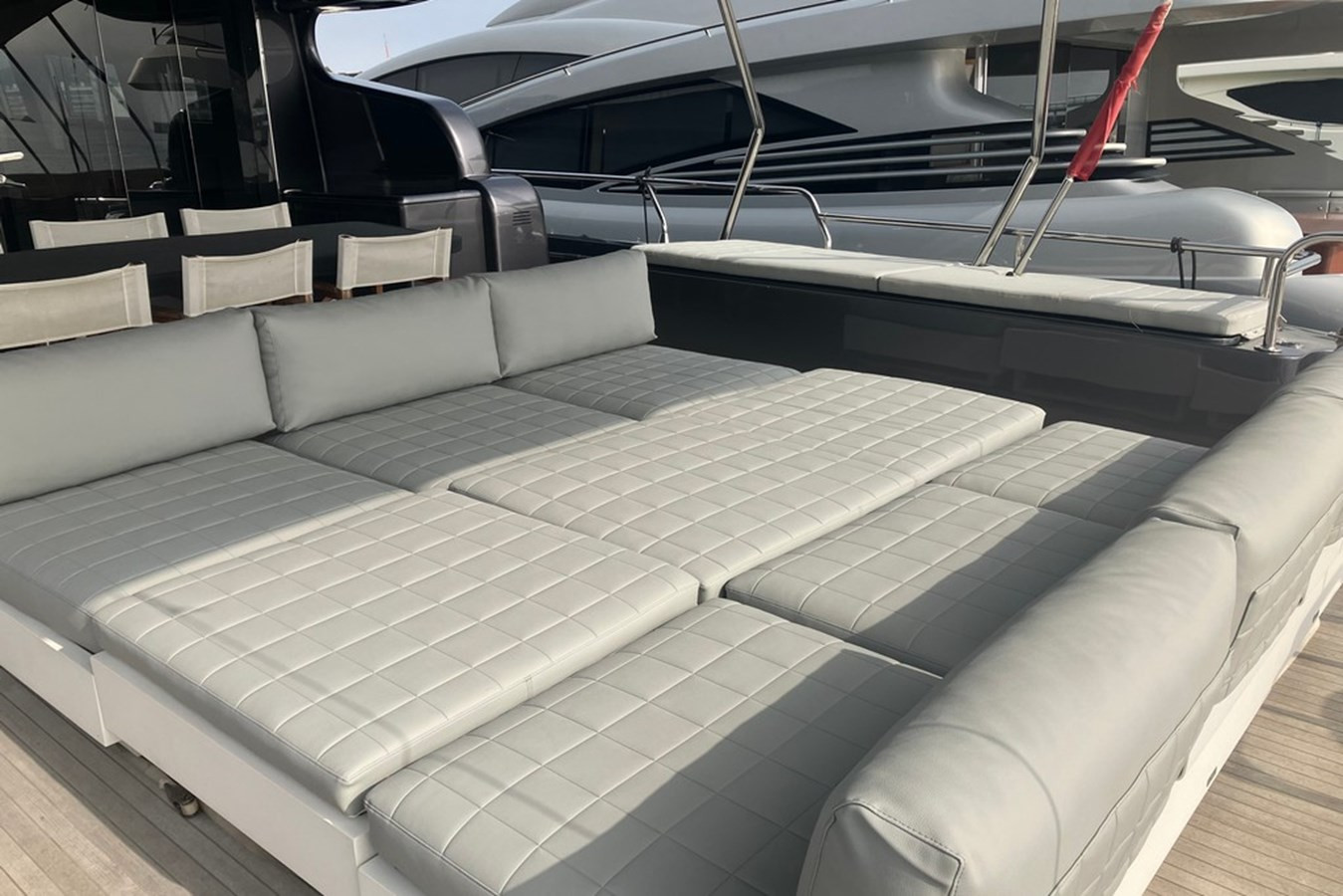 https://arconyachts.ams3.digitaloceanspaces.com/71913/conversions/large_4365224-optimize.jpg