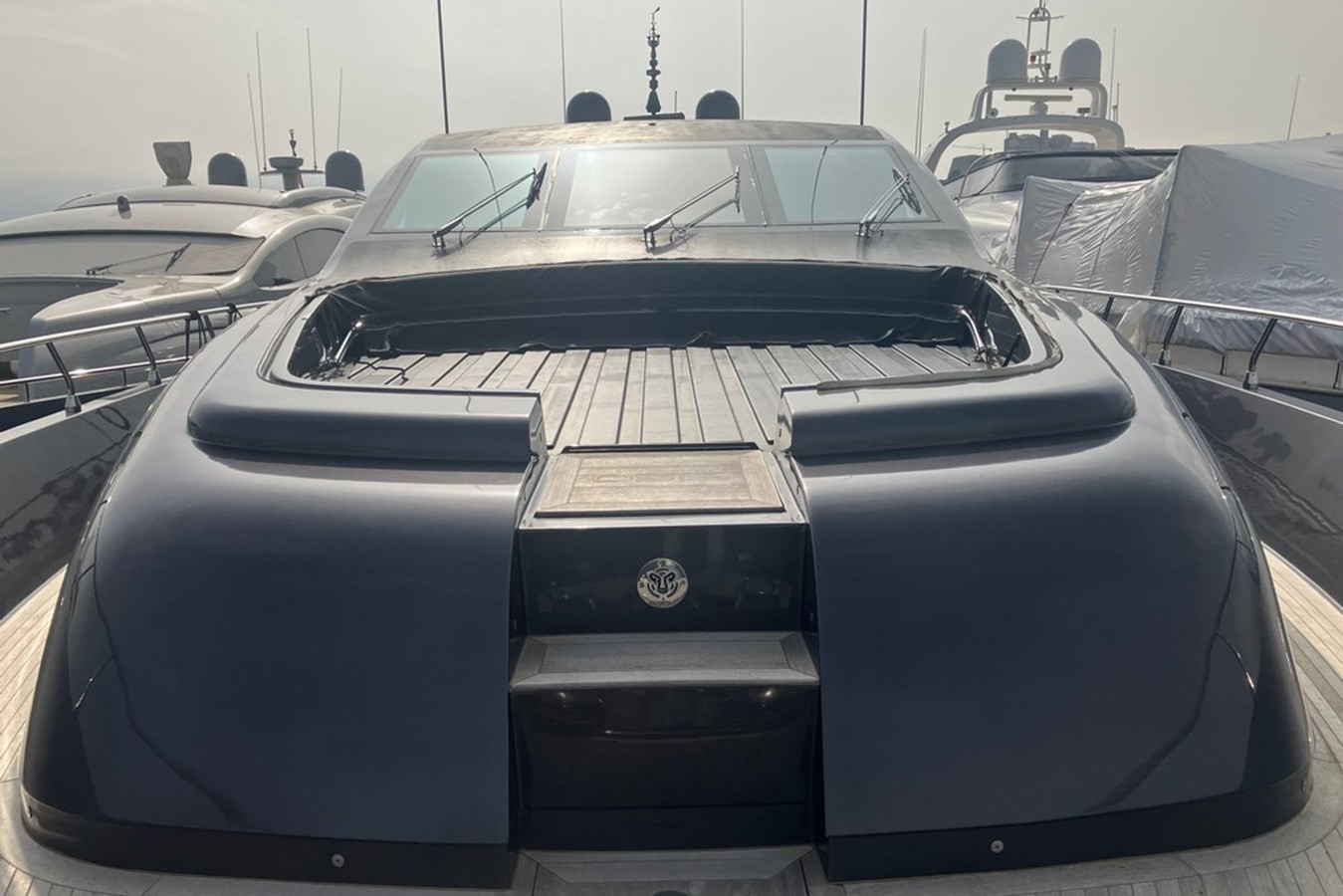 https://arconyachts.ams3.digitaloceanspaces.com/71919/conversions/large_4365226-optimize.jpg
