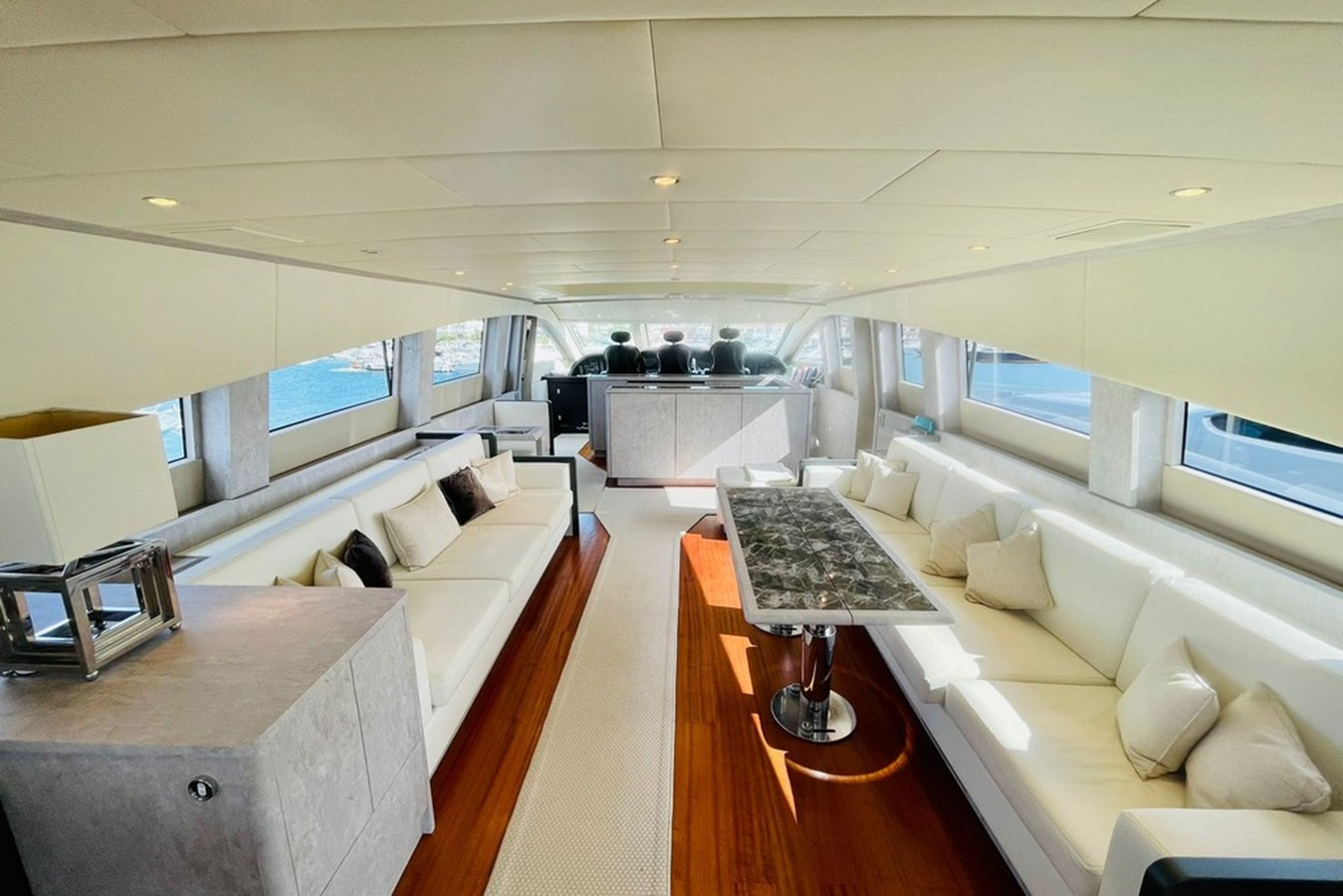 https://arconyachts.ams3.digitaloceanspaces.com/71928/conversions/large_4365243-optimize.jpg