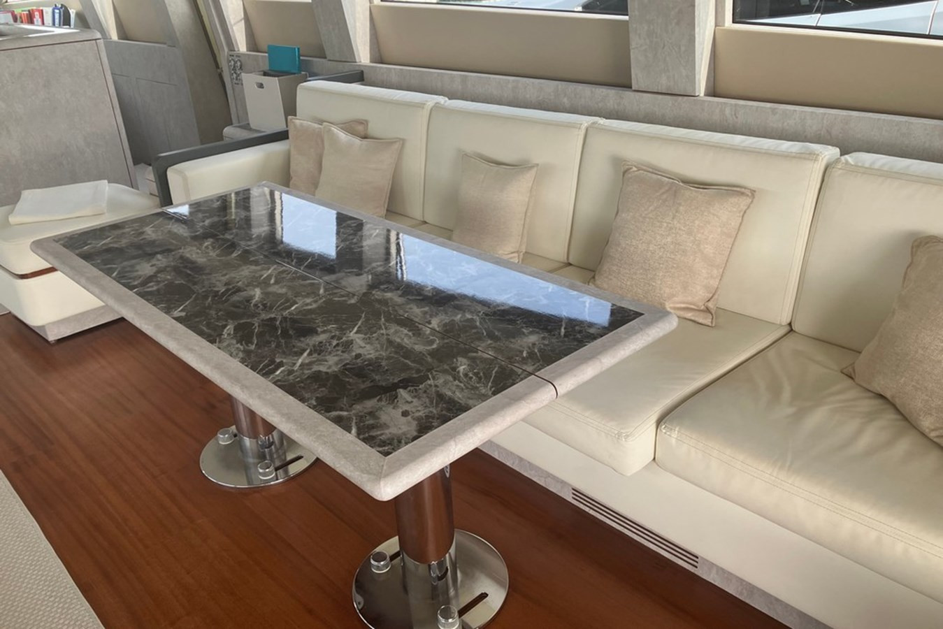 https://arconyachts.ams3.digitaloceanspaces.com/71944/conversions/large_4365232-optimize.jpg