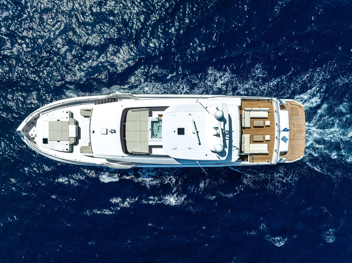 https://arconyachts.ams3.digitaloceanspaces.com/71999/conversions/large_4775560-optimize.jpg