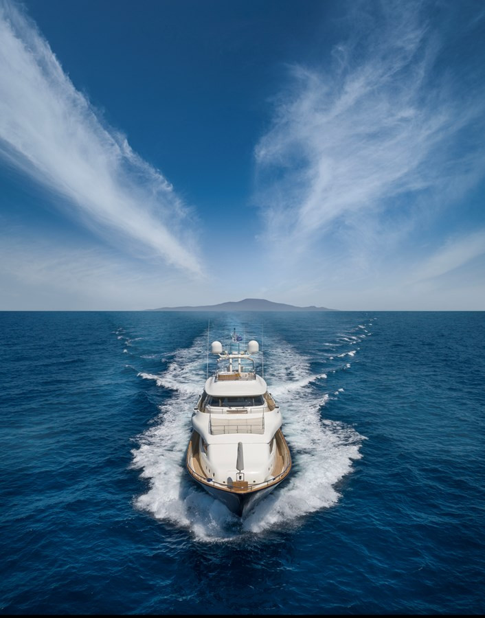 https://arconyachts.ams3.digitaloceanspaces.com/72045/conversions/large_4749255-optimize.jpg