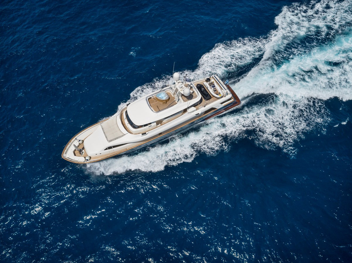 https://arconyachts.ams3.digitaloceanspaces.com/72053/conversions/large_4749258-optimize.jpg