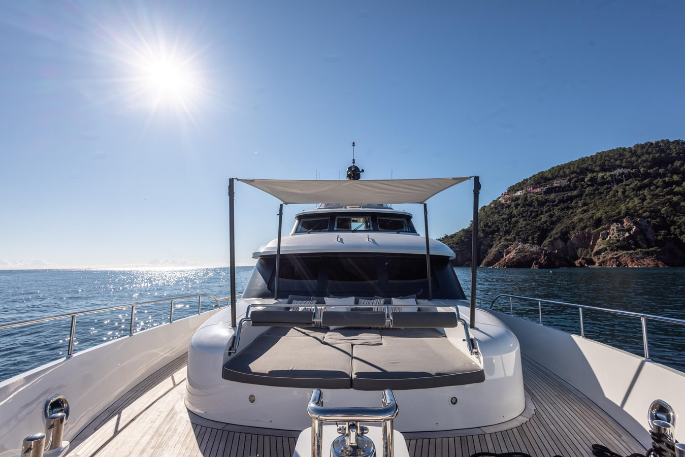 https://arconyachts.ams3.digitaloceanspaces.com/72119/conversions/large_4602492-optimize.jpg