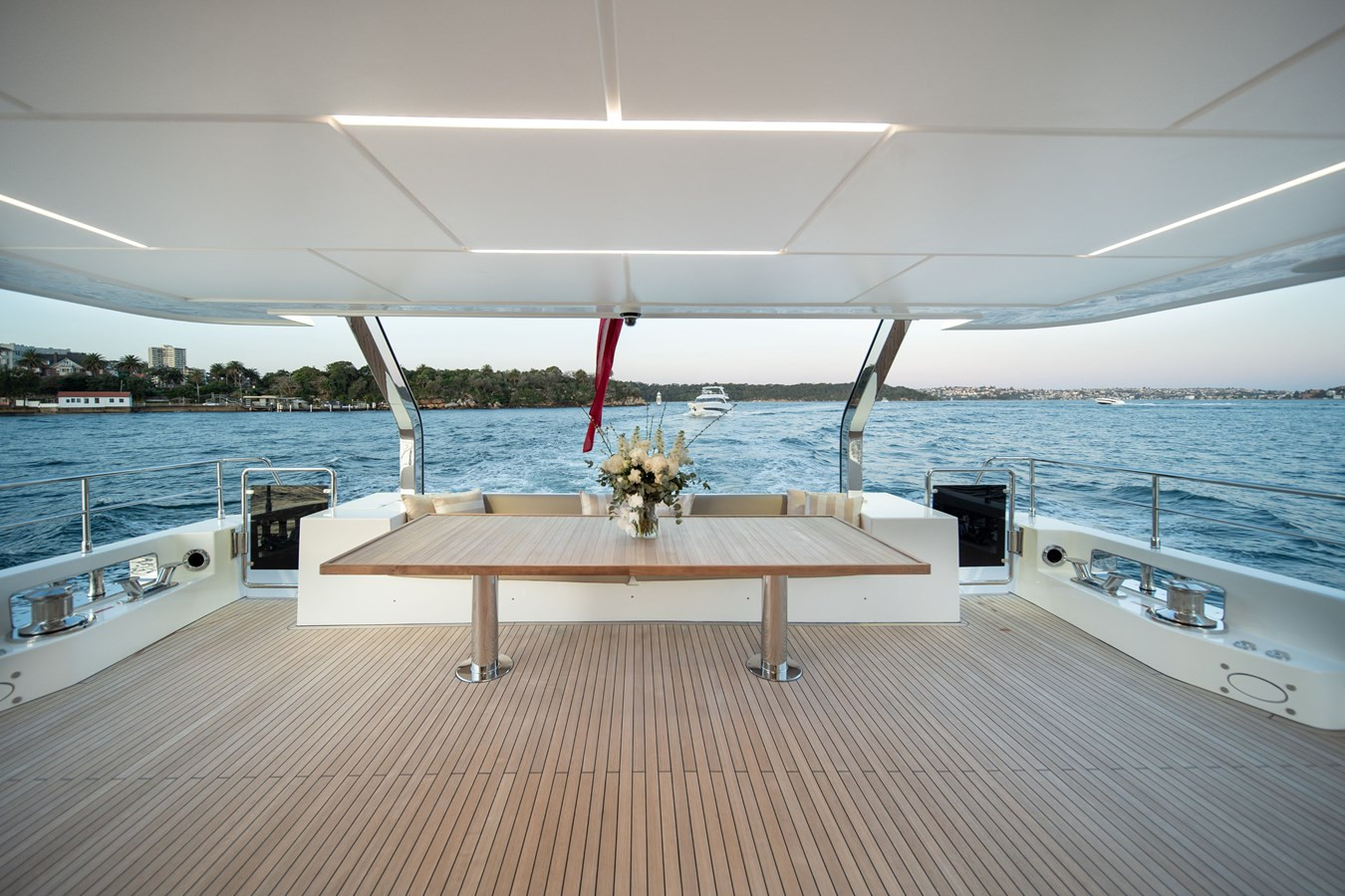 https://arconyachts.ams3.digitaloceanspaces.com/72246/conversions/large_4127264-optimize.jpg