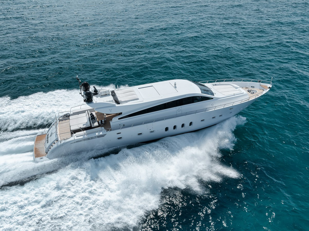 https://arconyachts.ams3.digitaloceanspaces.com/72306/conversions/large_4701805-optimize.jpg
