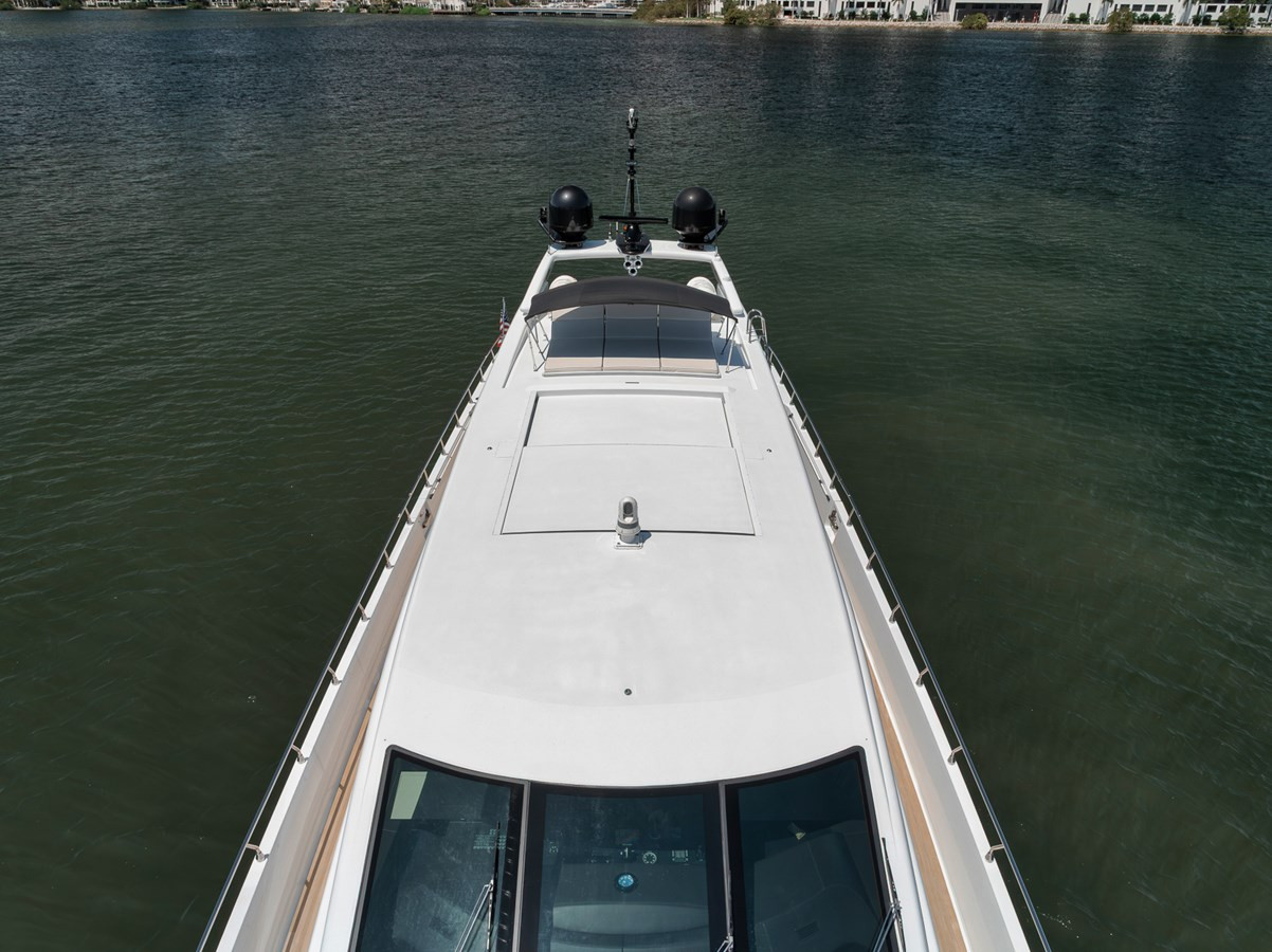 https://arconyachts.ams3.digitaloceanspaces.com/72332/conversions/large_4701814-optimize.jpg