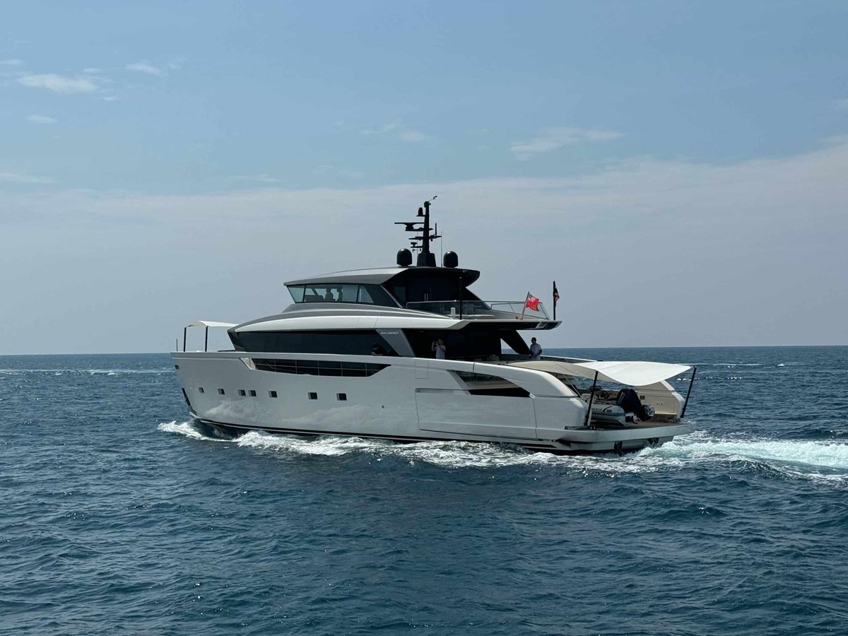 https://arconyachts.ams3.digitaloceanspaces.com/72558/conversions/large_4696958-optimize.jpg