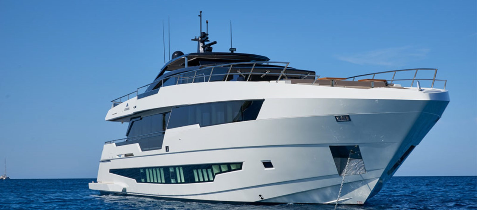 https://arconyachts.ams3.digitaloceanspaces.com/72760/conversions/large_3032993-optimize.jpg