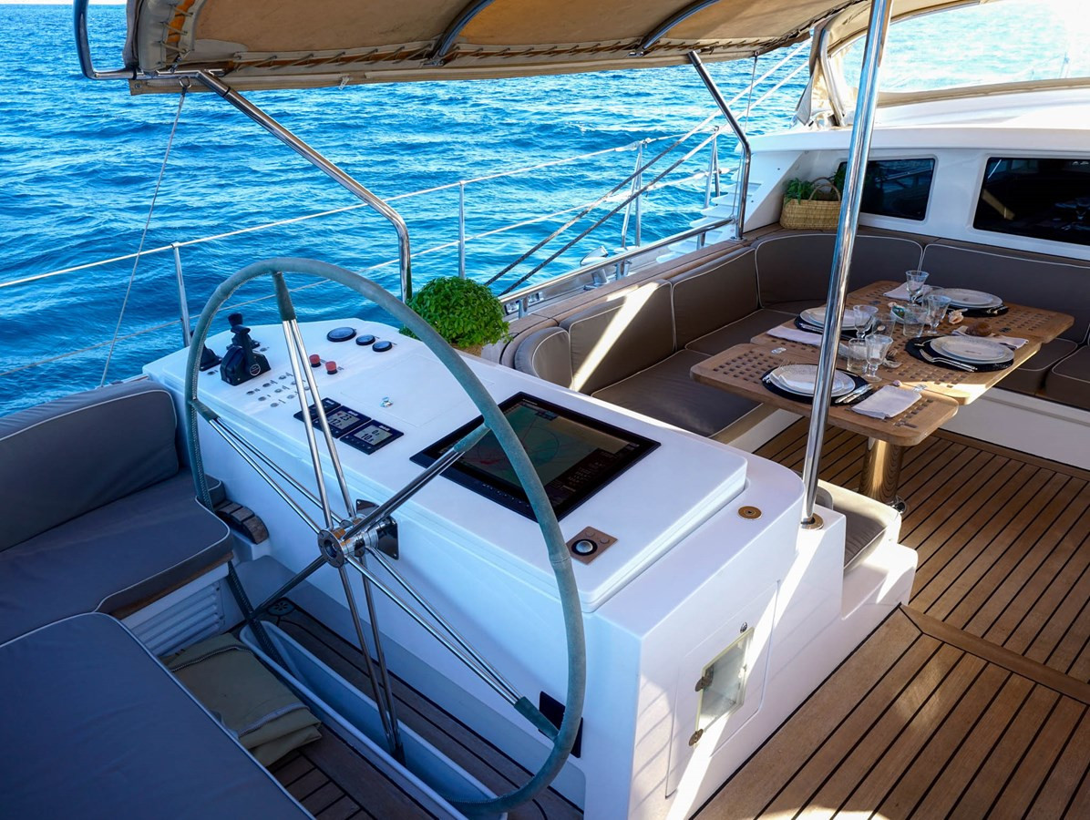 https://arconyachts.ams3.digitaloceanspaces.com/72967/conversions/large_3914460-optimize.jpg
