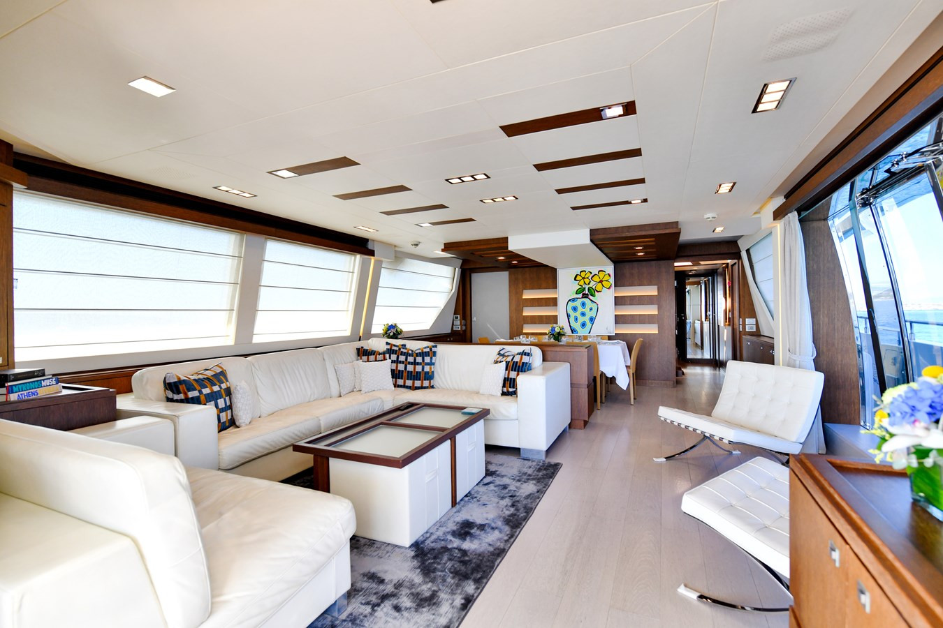https://arconyachts.ams3.digitaloceanspaces.com/72968/conversions/large_3965330-optimize.jpg