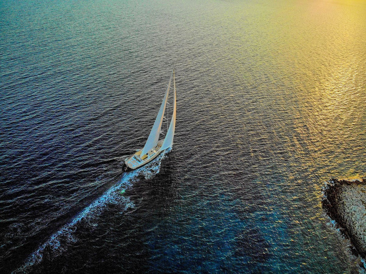 https://arconyachts.ams3.digitaloceanspaces.com/72979/conversions/large_3914464-optimize.jpg