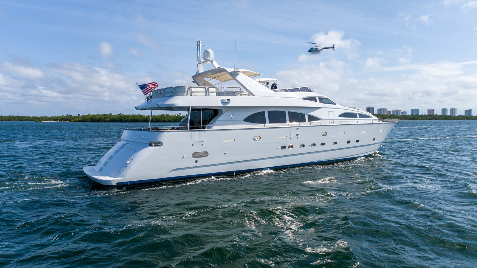 https://arconyachts.ams3.digitaloceanspaces.com/73044/conversions/large_4074061-optimize.jpg