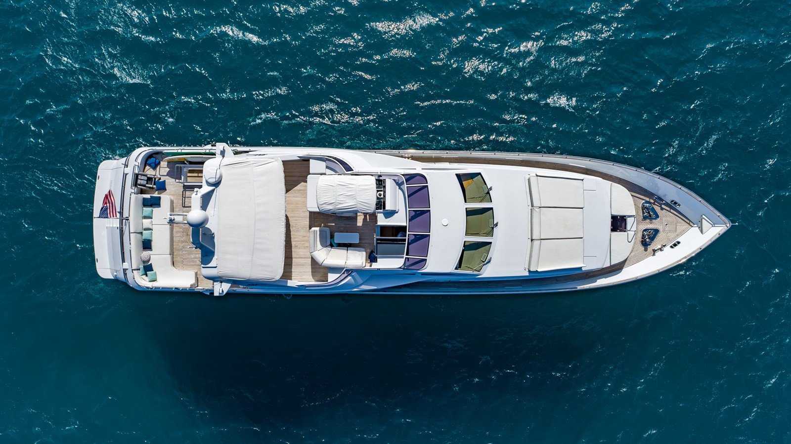 https://arconyachts.ams3.digitaloceanspaces.com/73052/conversions/large_4074058-optimize.jpg