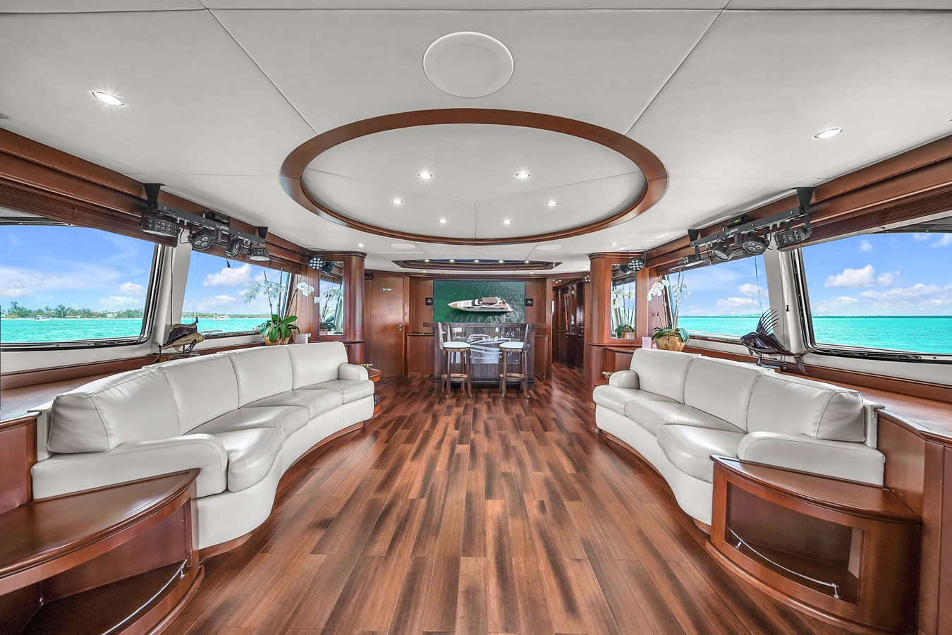 https://arconyachts.ams3.digitaloceanspaces.com/73195/conversions/large_4147144-optimize.jpg