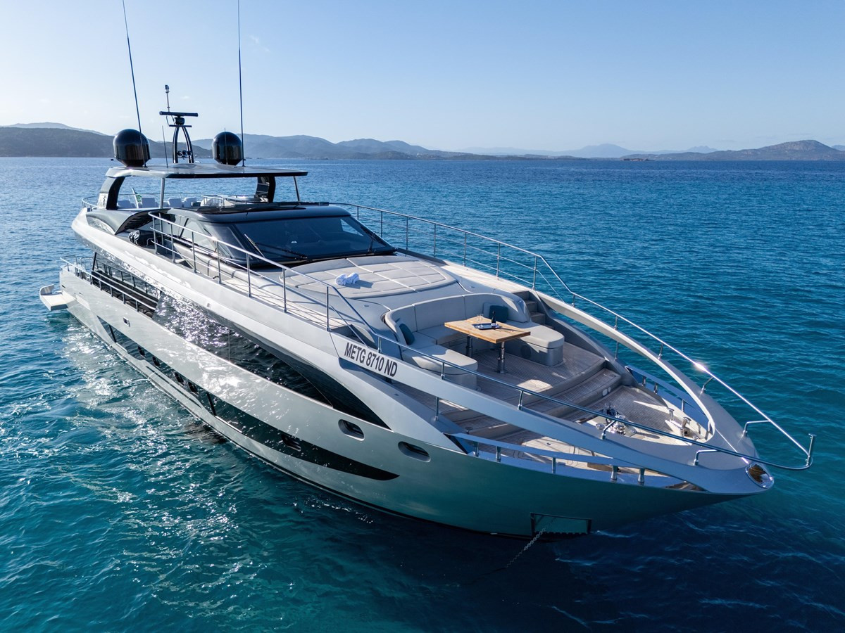 https://arconyachts.ams3.digitaloceanspaces.com/73247/conversions/large_4559440-optimize.jpg