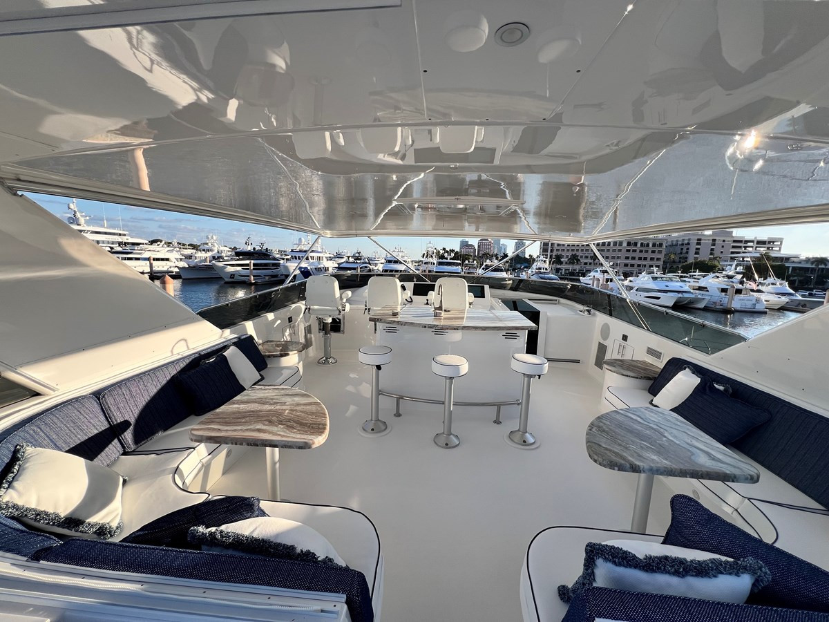 https://arconyachts.ams3.digitaloceanspaces.com/73258/conversions/large_4546420-optimize.jpg