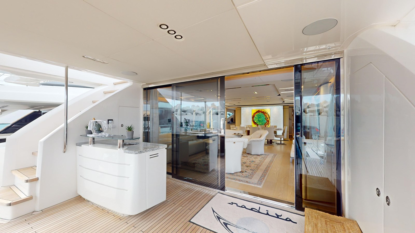 https://arconyachts.ams3.digitaloceanspaces.com/73450/conversions/large_4105261-optimize.jpg