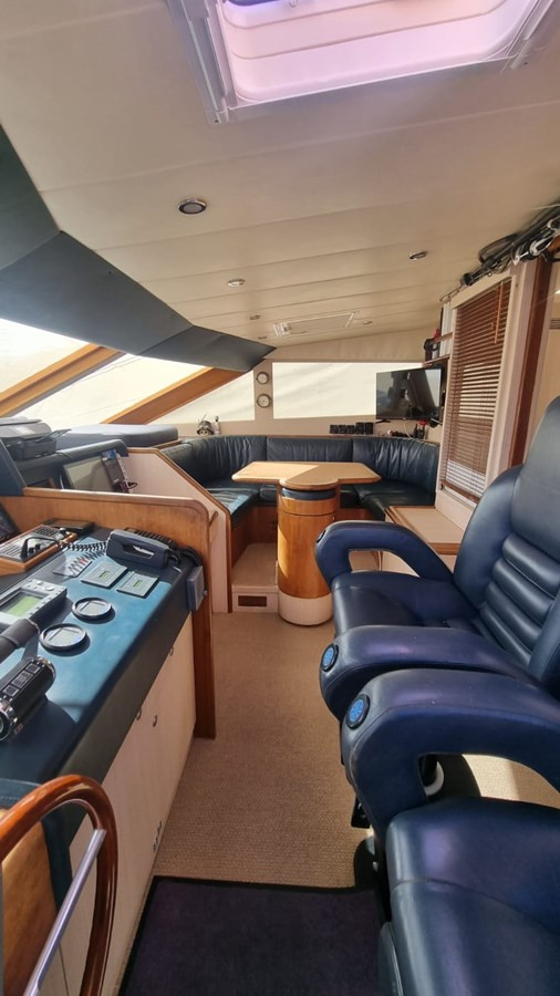 https://arconyachts.ams3.digitaloceanspaces.com/74026/conversions/large_4457120-optimize.jpg