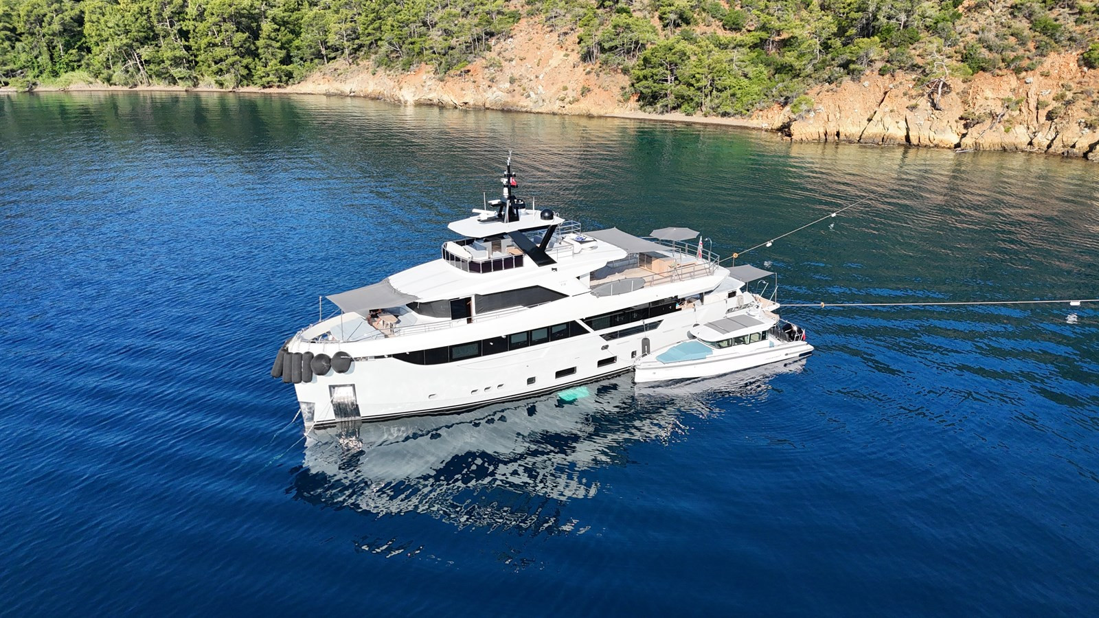 https://arconyachts.ams3.digitaloceanspaces.com/74066/conversions/large_4741844-optimize.jpg