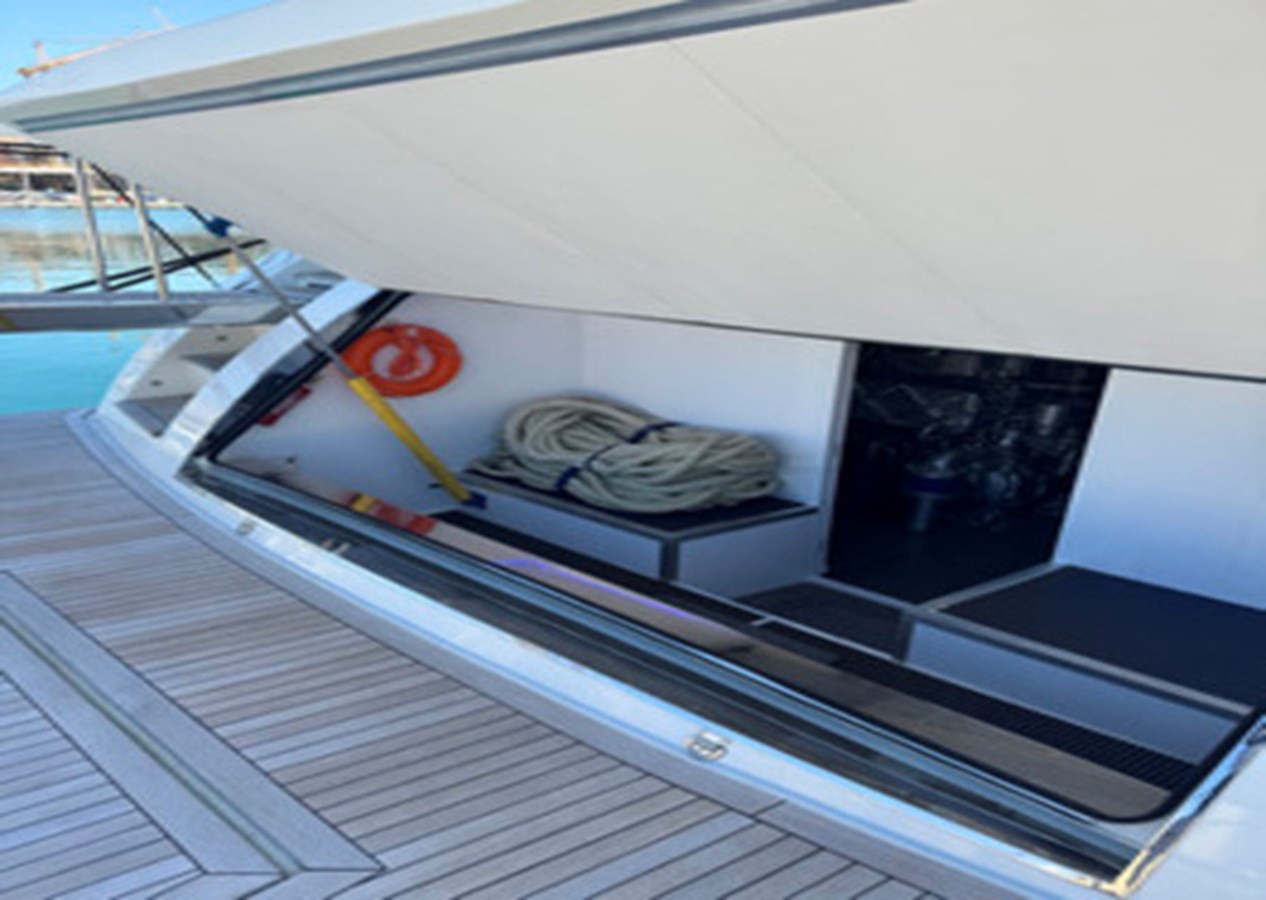 https://arconyachts.ams3.digitaloceanspaces.com/74173/conversions/large_4832929-optimize.jpg