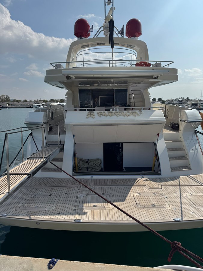 https://arconyachts.ams3.digitaloceanspaces.com/74294/conversions/large_4833132-optimize.jpg