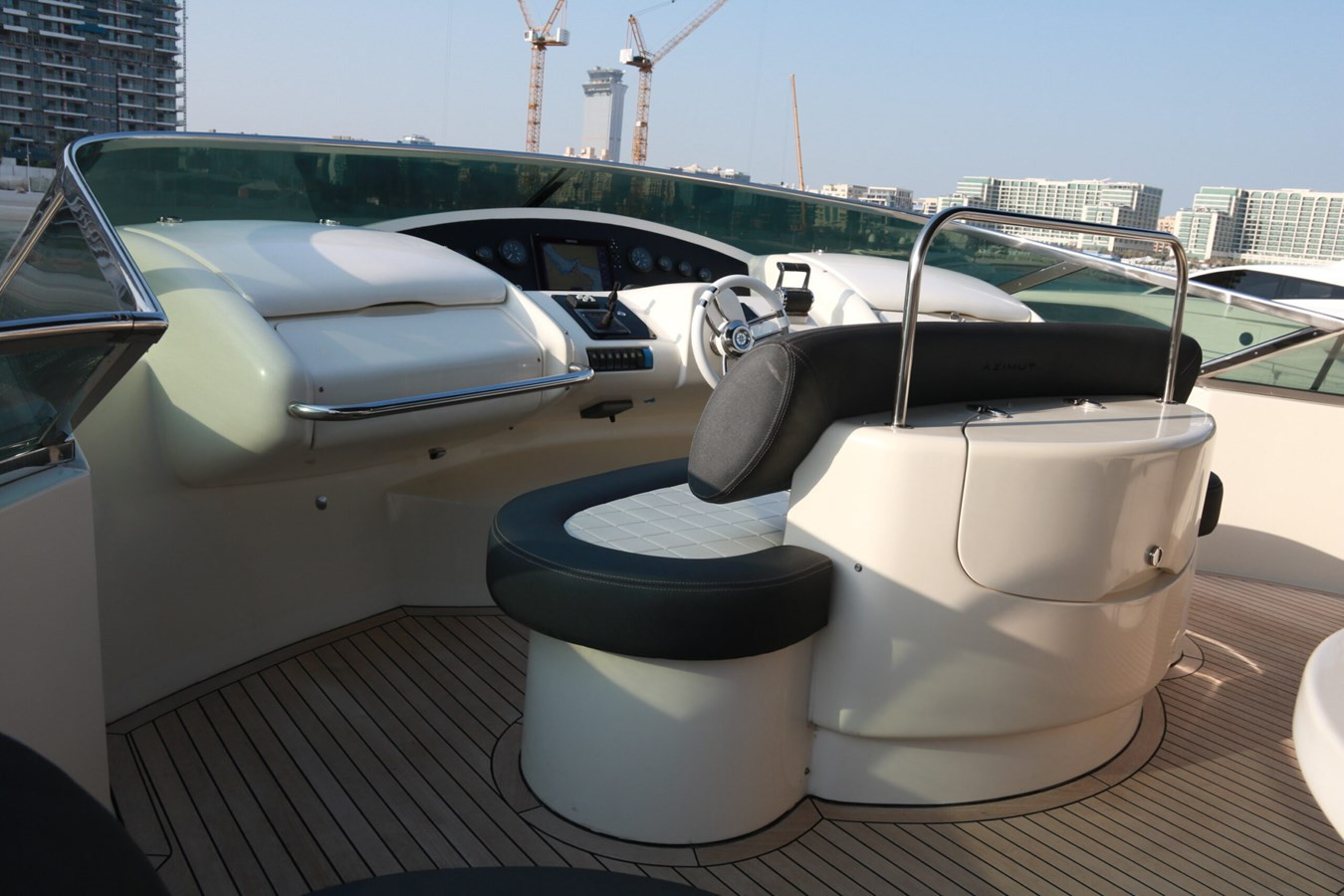 https://arconyachts.ams3.digitaloceanspaces.com/74449/conversions/large_3687470-optimize.jpg
