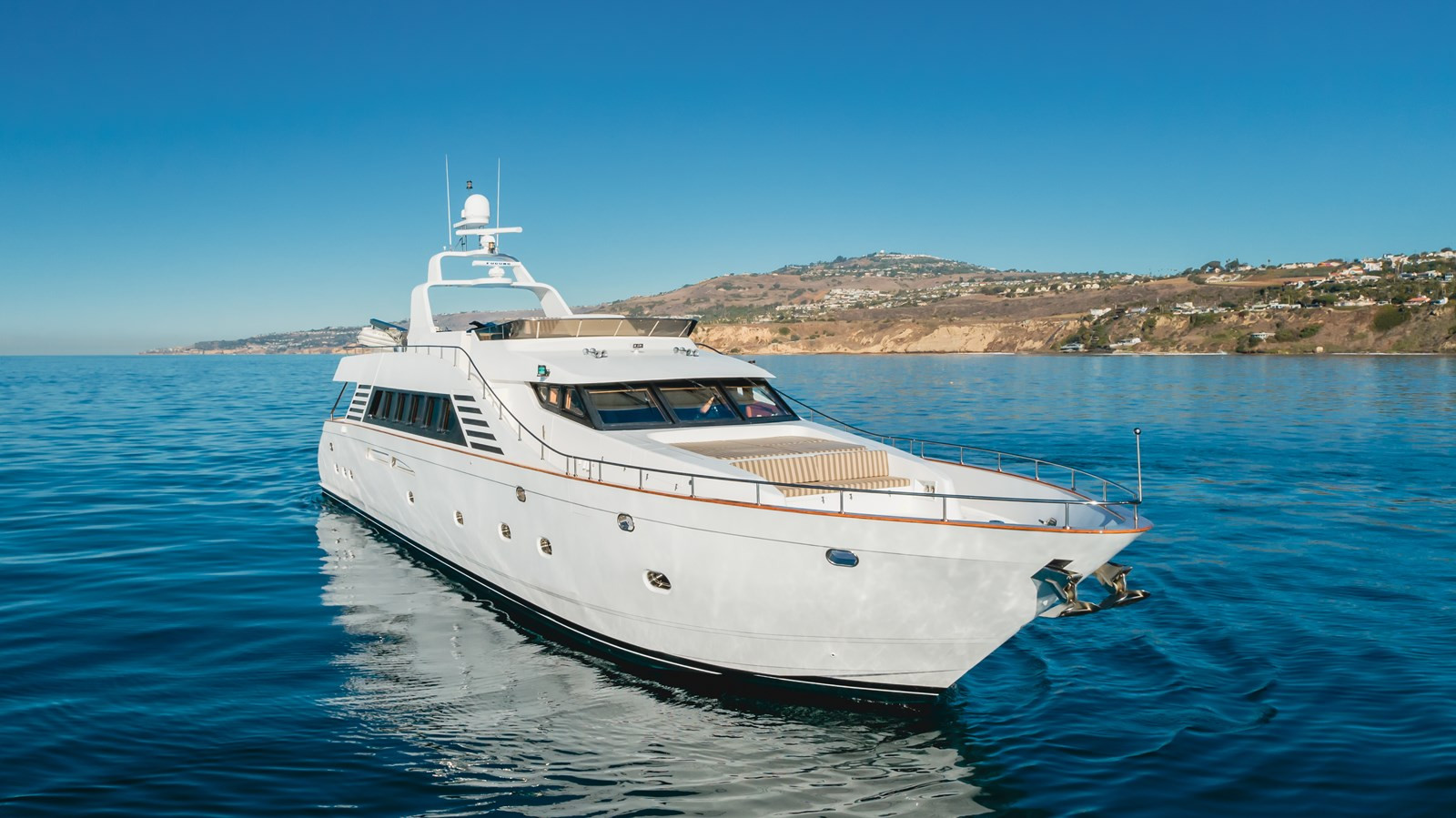 https://arconyachts.ams3.digitaloceanspaces.com/74939/conversions/large_4829168-optimize.jpg