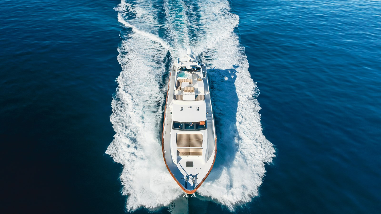 https://arconyachts.ams3.digitaloceanspaces.com/74952/conversions/large_4829188-optimize.jpg