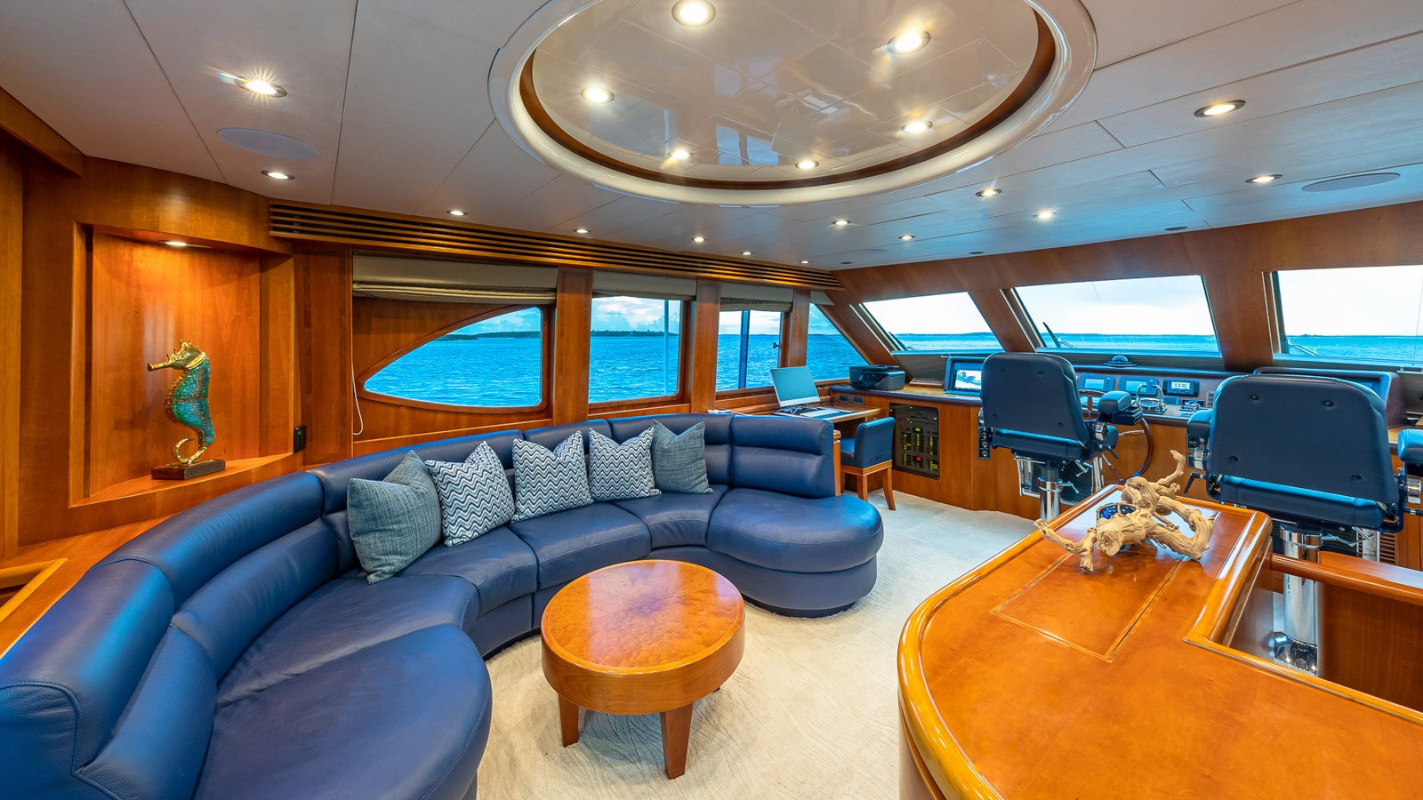 https://arconyachts.ams3.digitaloceanspaces.com/75081/conversions/large_4747954-optimize.jpg